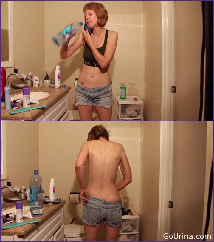 Wet Naughty Girl - Mom Pees Shorts, Jamie Foster, pee loss - 2025
