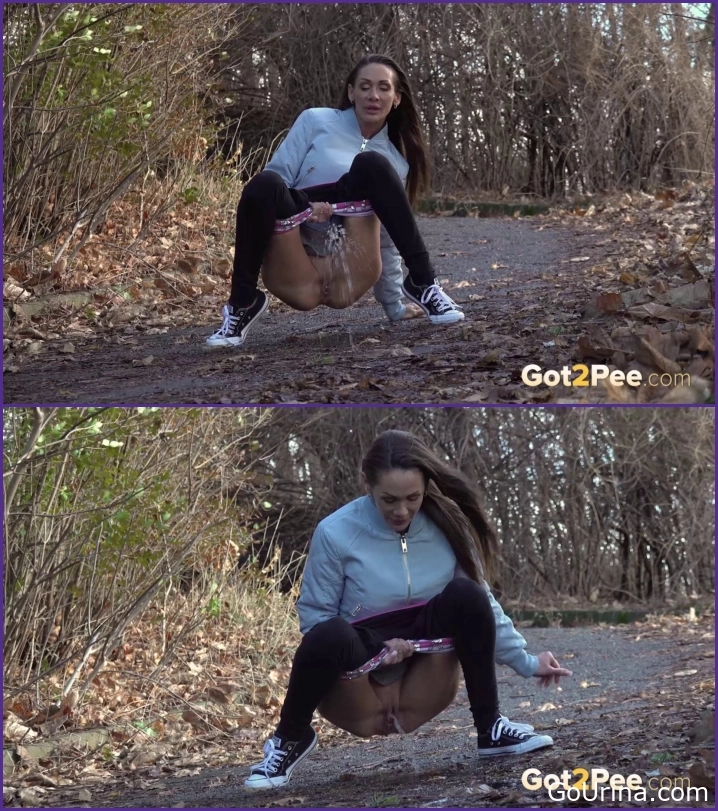 Wet and Moaning - Powerful Piss Bursts. Got2pee, Cynthia Vellons, piss hot - 2025
