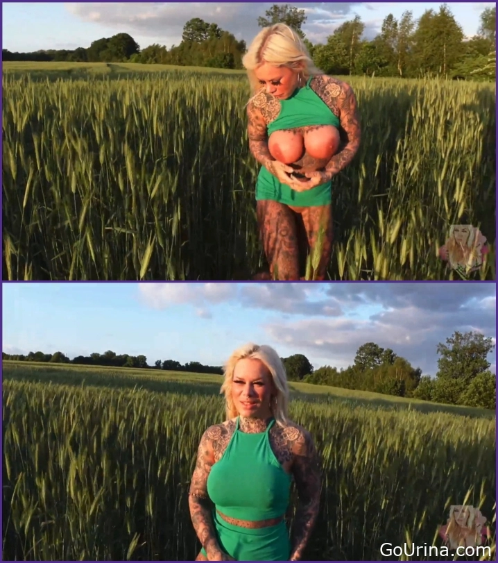 Devil Sophie - I Like Green, Yellow I Pissed Off In My New Buffs