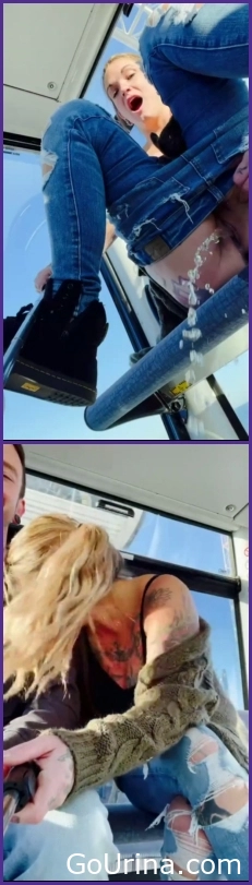 Girl's Dirty Need, Stuck In Public And Really Had To Pee, MPEG-4, 189 MB, 2025, pee mood