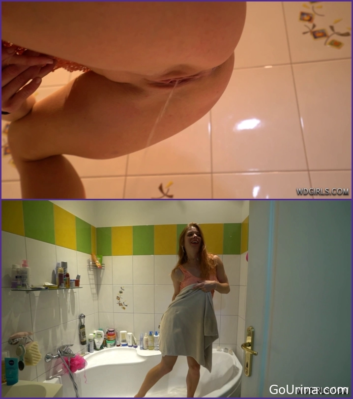Chrissy Fox Pissing Girl 2025