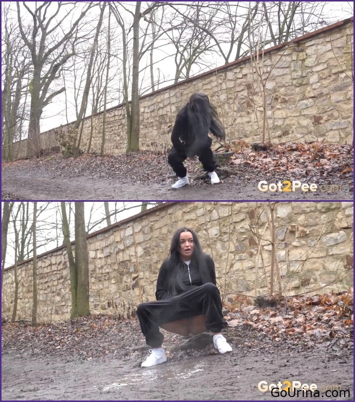 Dafne Klyde Powerful steamy piss 2025