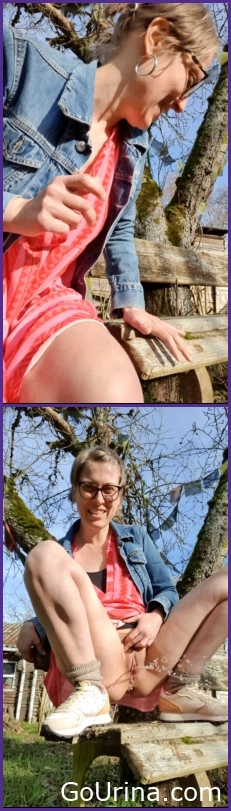 Naughty Wet, How I awaken spring – peeing outside in the garden, MPEG-4, TheaRemmel, 67.0 MB, 2025, glossy urinate
