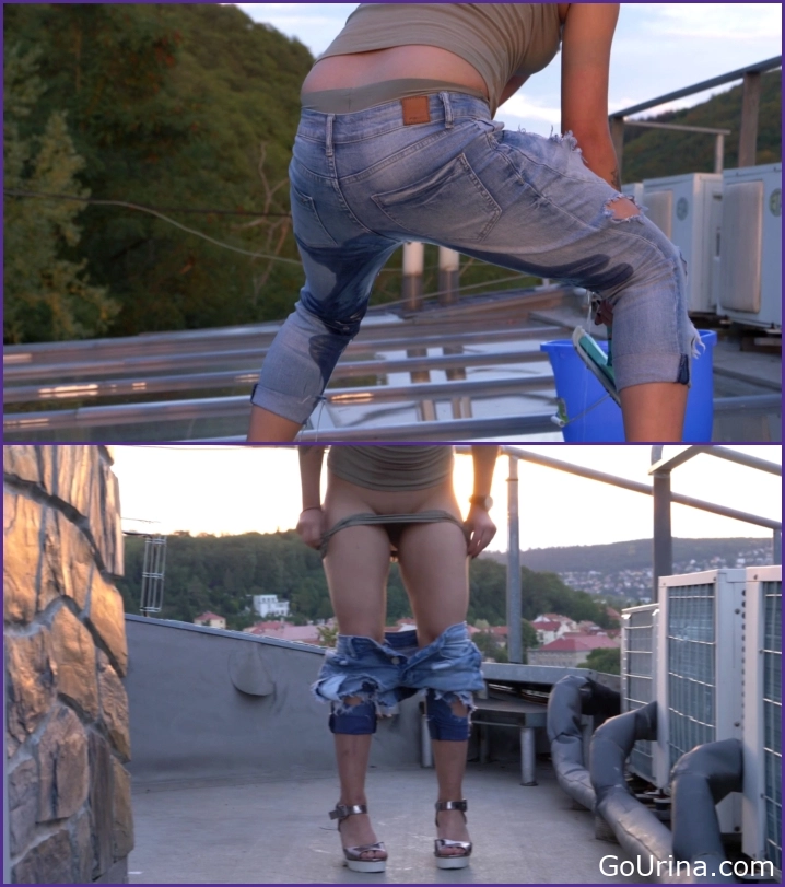 Aneta Washing The Windows 2025