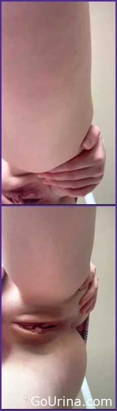 Golden Girl, Pissing On My Phone, MPEG-4, 251 MB, 2025, pee nymph
